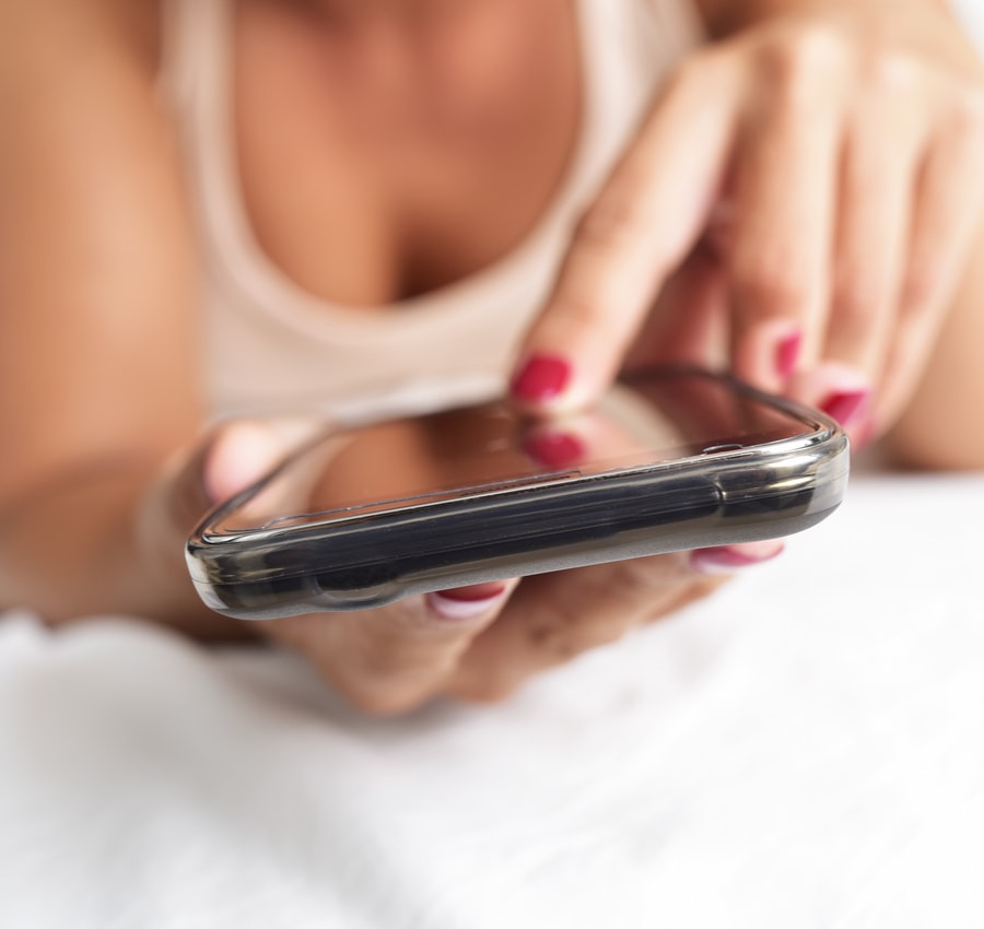 How to Sext for Free: 11 Best Free Sexting Apps